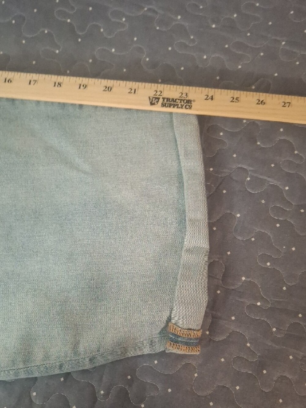 Lane Bryant Capri Jeans with Rainbow Pocket Embroidery size 30/32 NWT - Picture 8 of 8